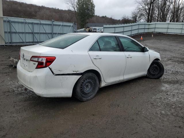 Седаны TOYOTA CAMRY 2013 Белы