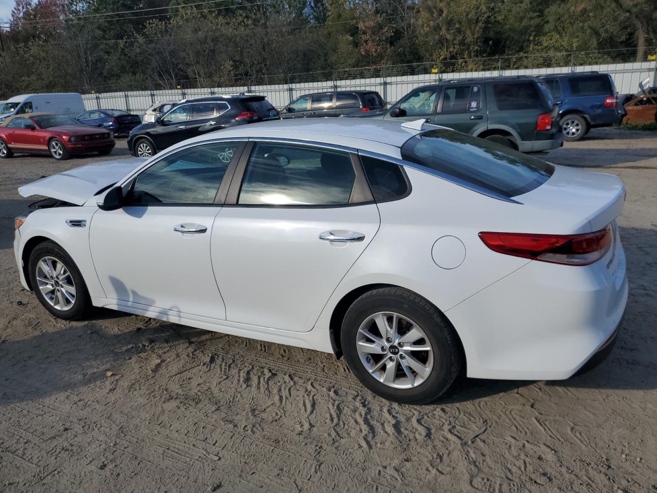 2016 Kia Optima - Image 2