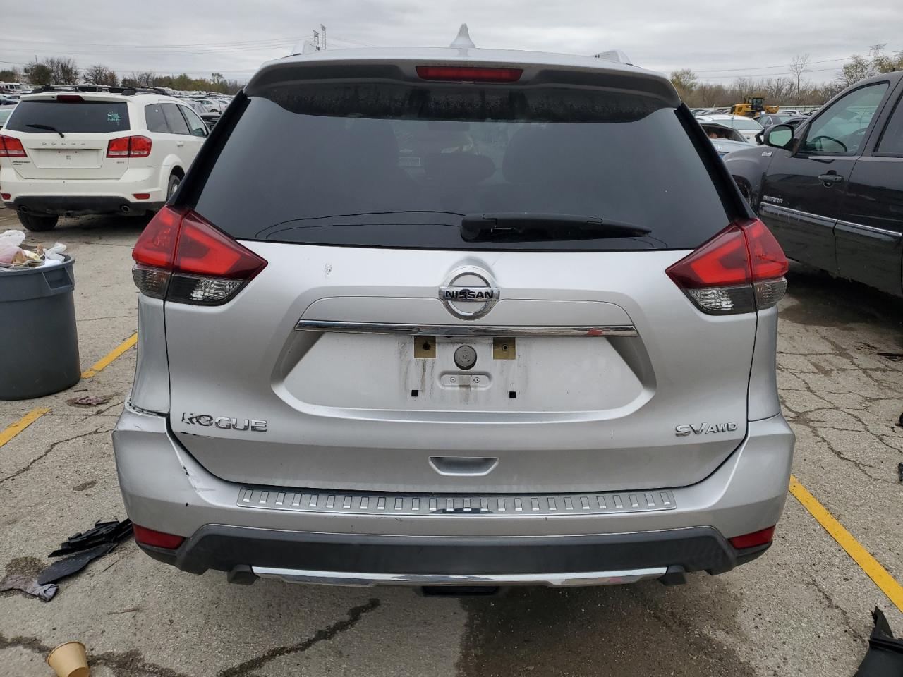 2018 Nissan Rogue S VIN: KNMAT2MV6JP611771 Lot: 79043824