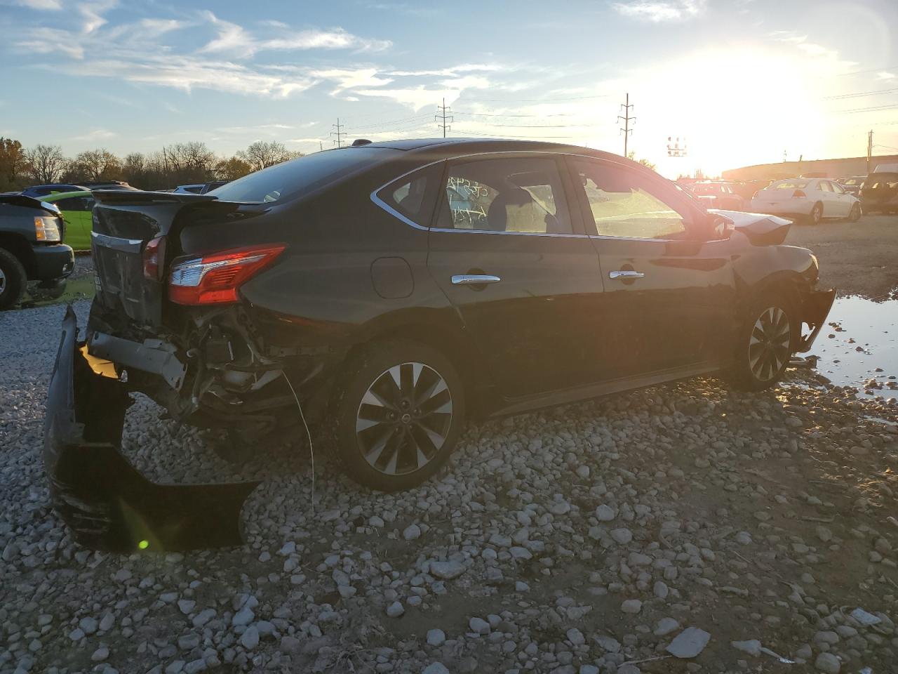 2016 Nissan Sentra - Image 3