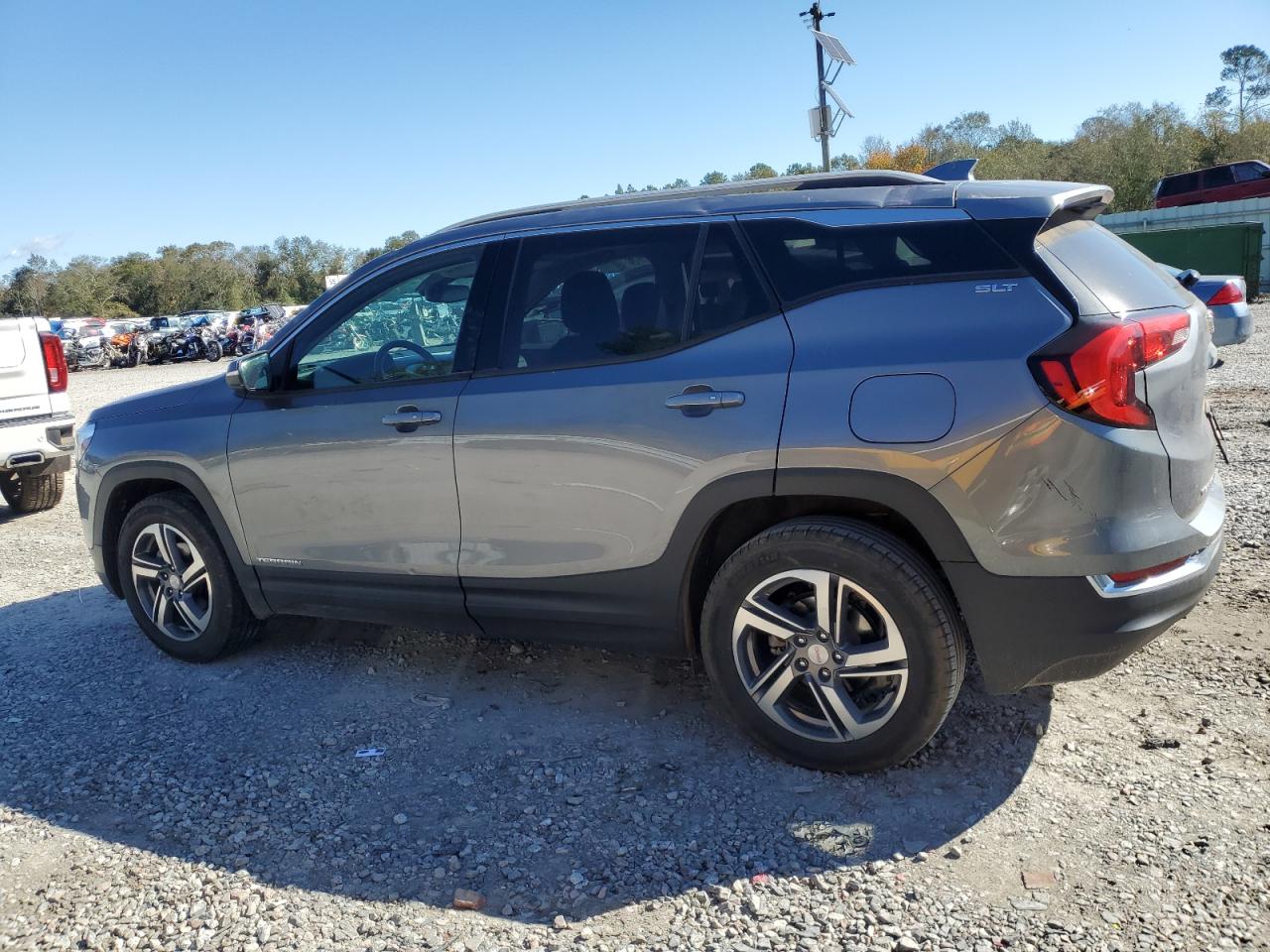 2020 GMC Terrain - Image 2