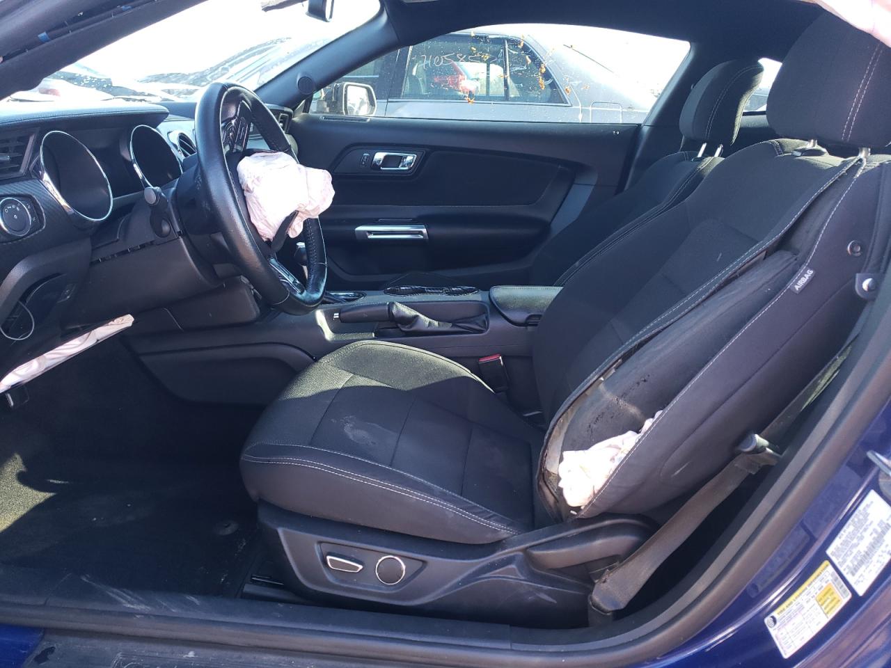 2016 Ford Mustang - Image 7