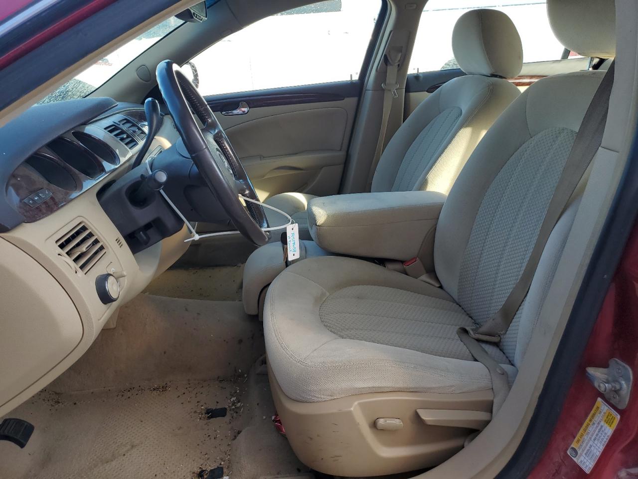 2010 Buick Lucerne - Image 7