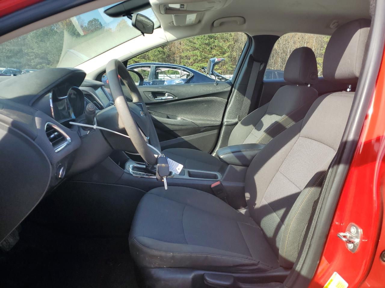2018 Chevrolet Cruze - Image 7