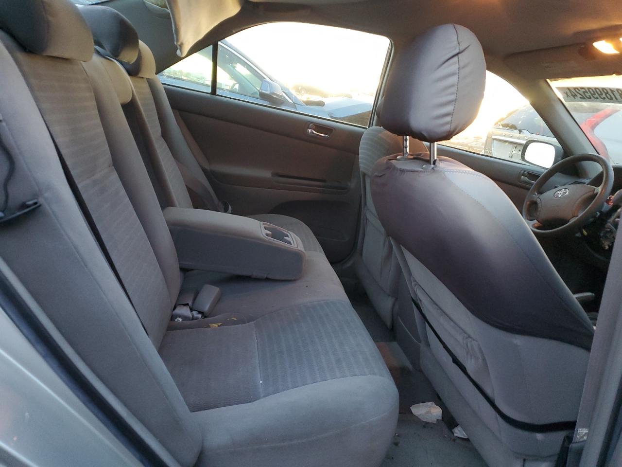 2006 Toyota Camry - Image 10
