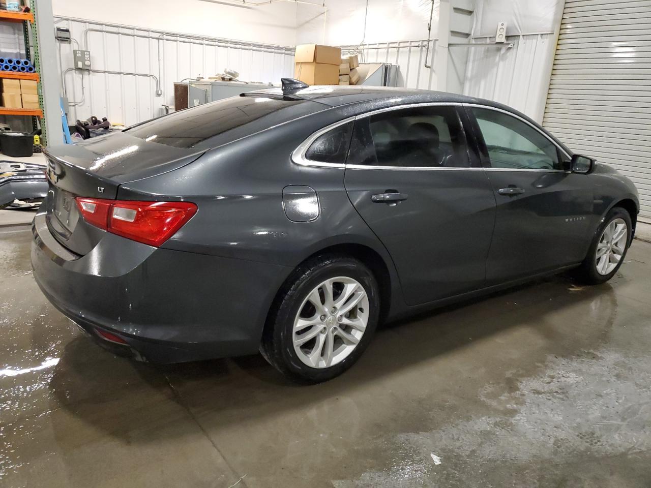 2016 Chevrolet Malibu - Image 3