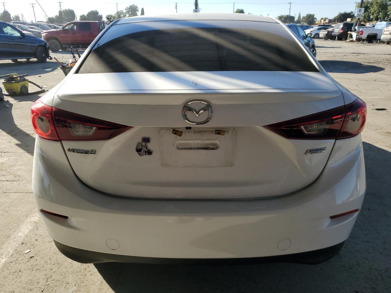 2015 Mazda 3 - Image 6