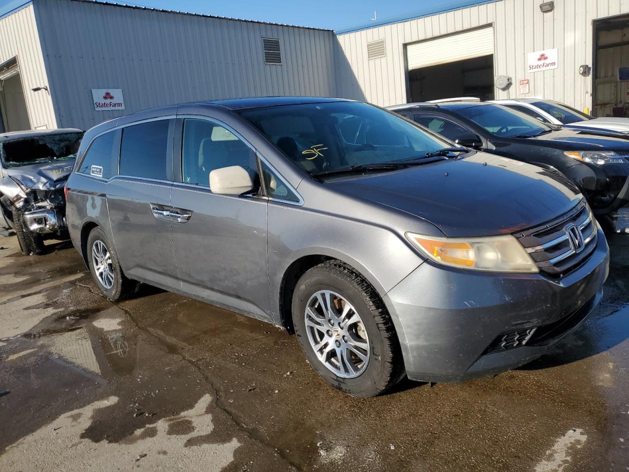 2012 Honda Odyssey - Image 4
