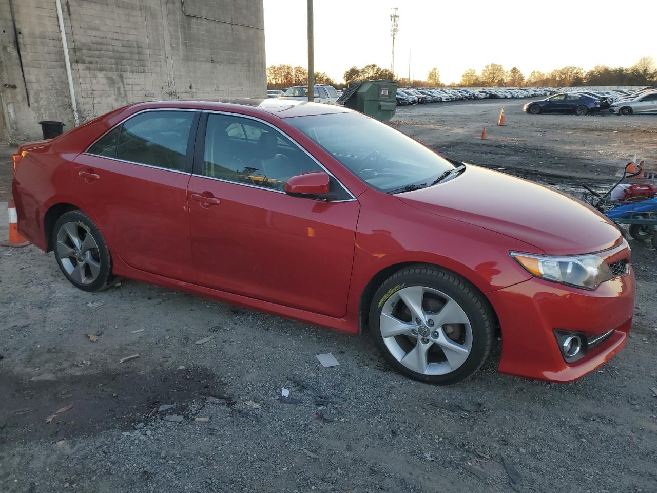 2014 Toyota Camry - Image 4