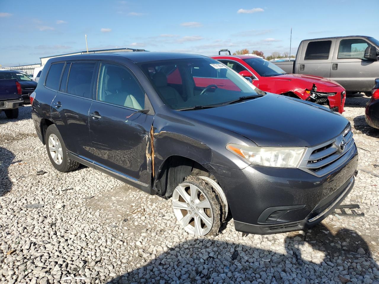 VIN 5TDBK3EH9DS256224 2013 TOYOTA HIGHLANDER no.4