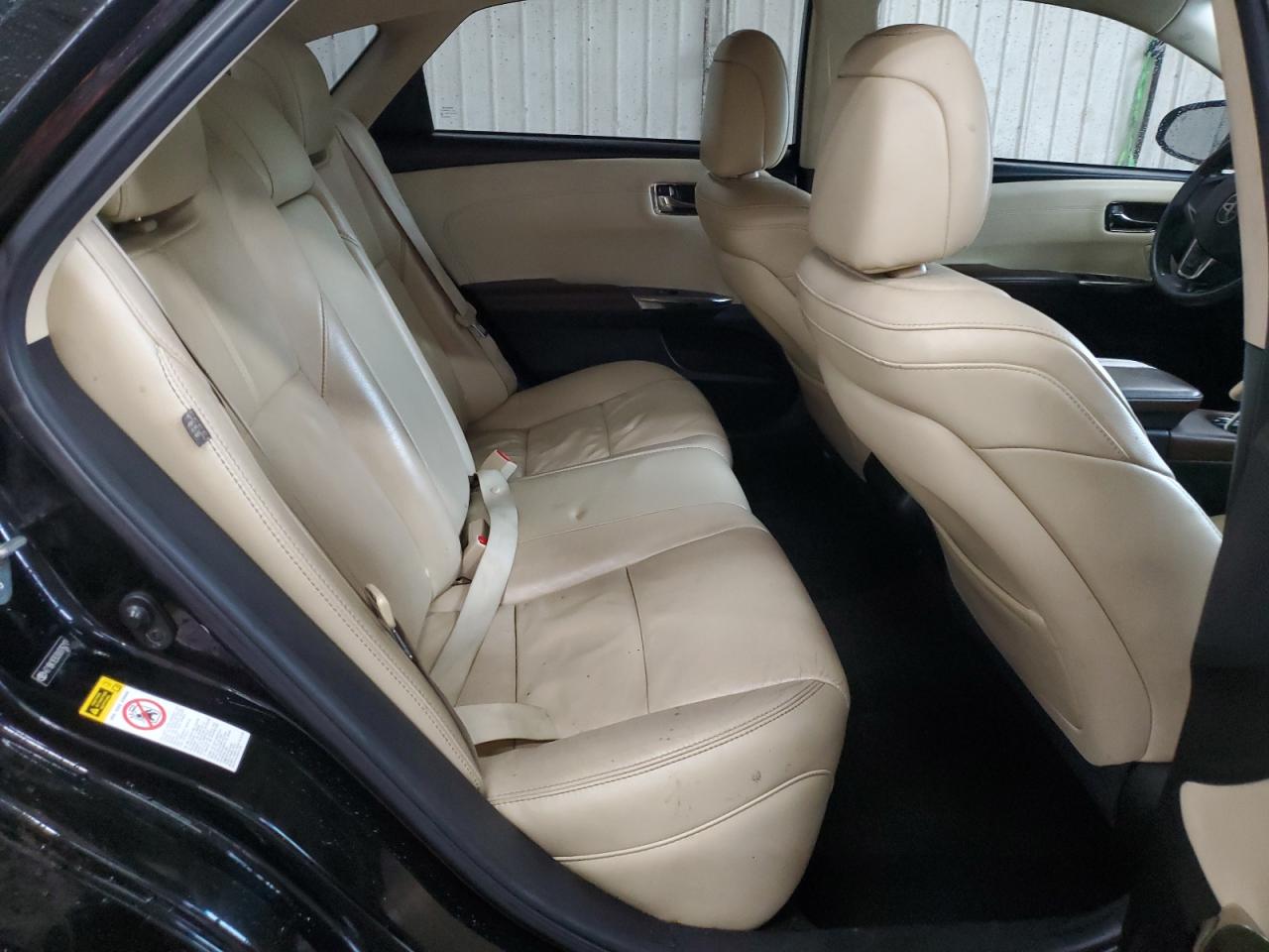 2013 Toyota Avalon - Image 10