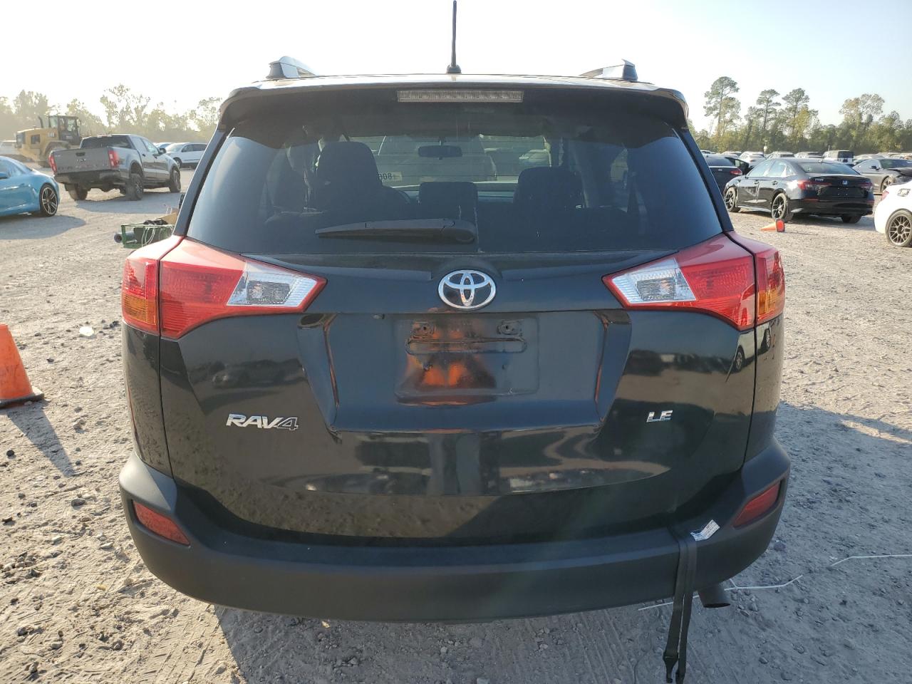 2015 Toyota RAV 4 - Image 6
