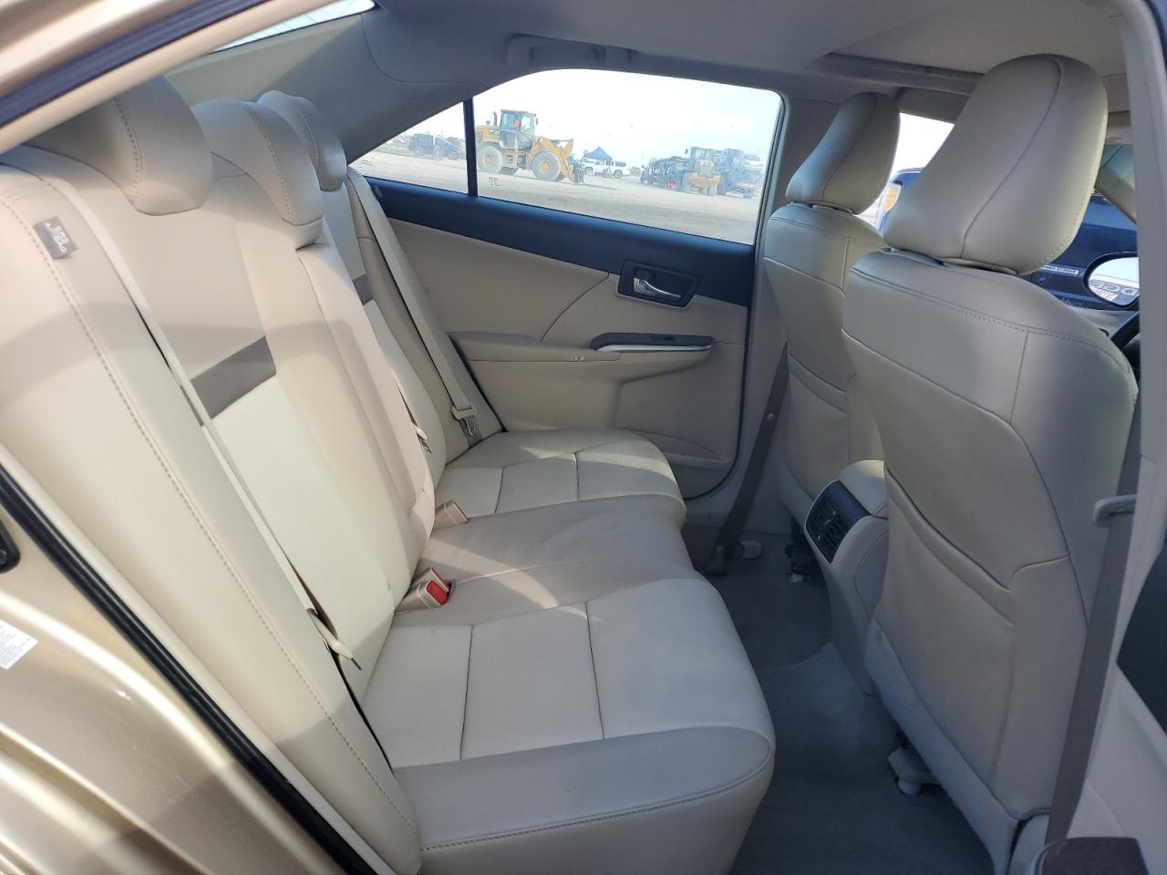 2012 Toyota Camry - Image 10