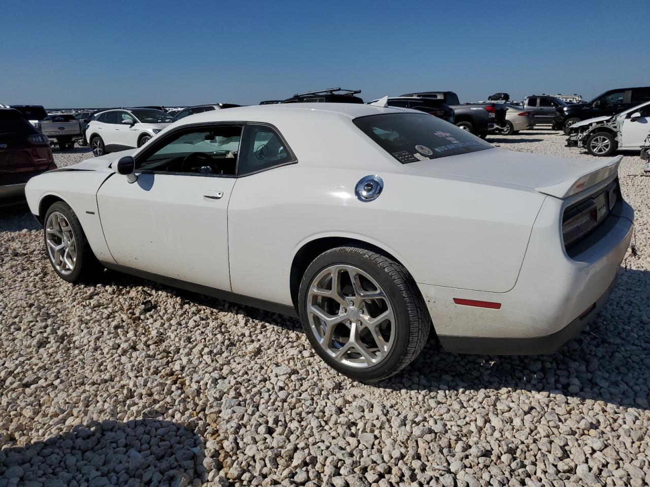 VIN 2C3CDZBT6JH294308 2018 DODGE CHALLENGER no.2