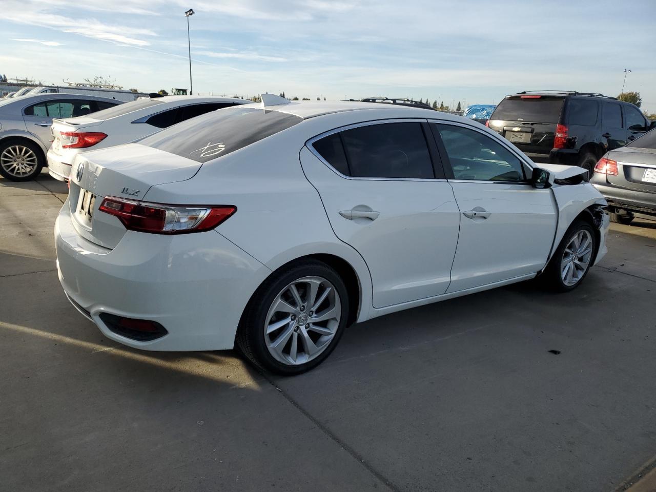 VIN 19UDE2F38GA004870 2016 ACURA ILX no.3