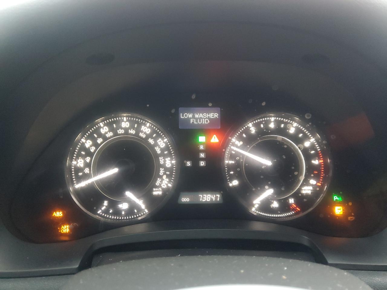 2010 Lexus IS - Image 9