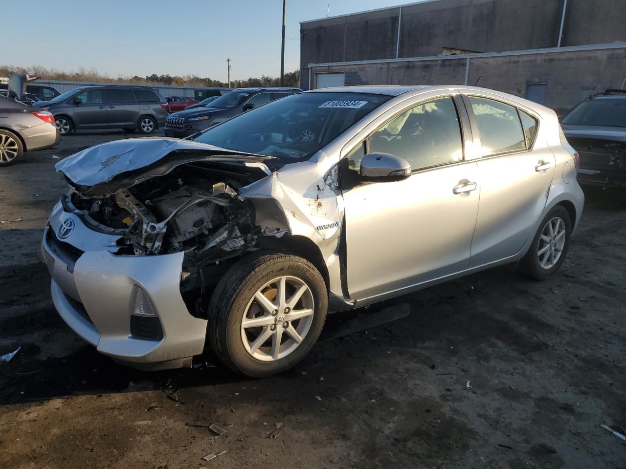 VIN JTDKDTB36D1537624 2013 TOYOTA PRIUS no.1