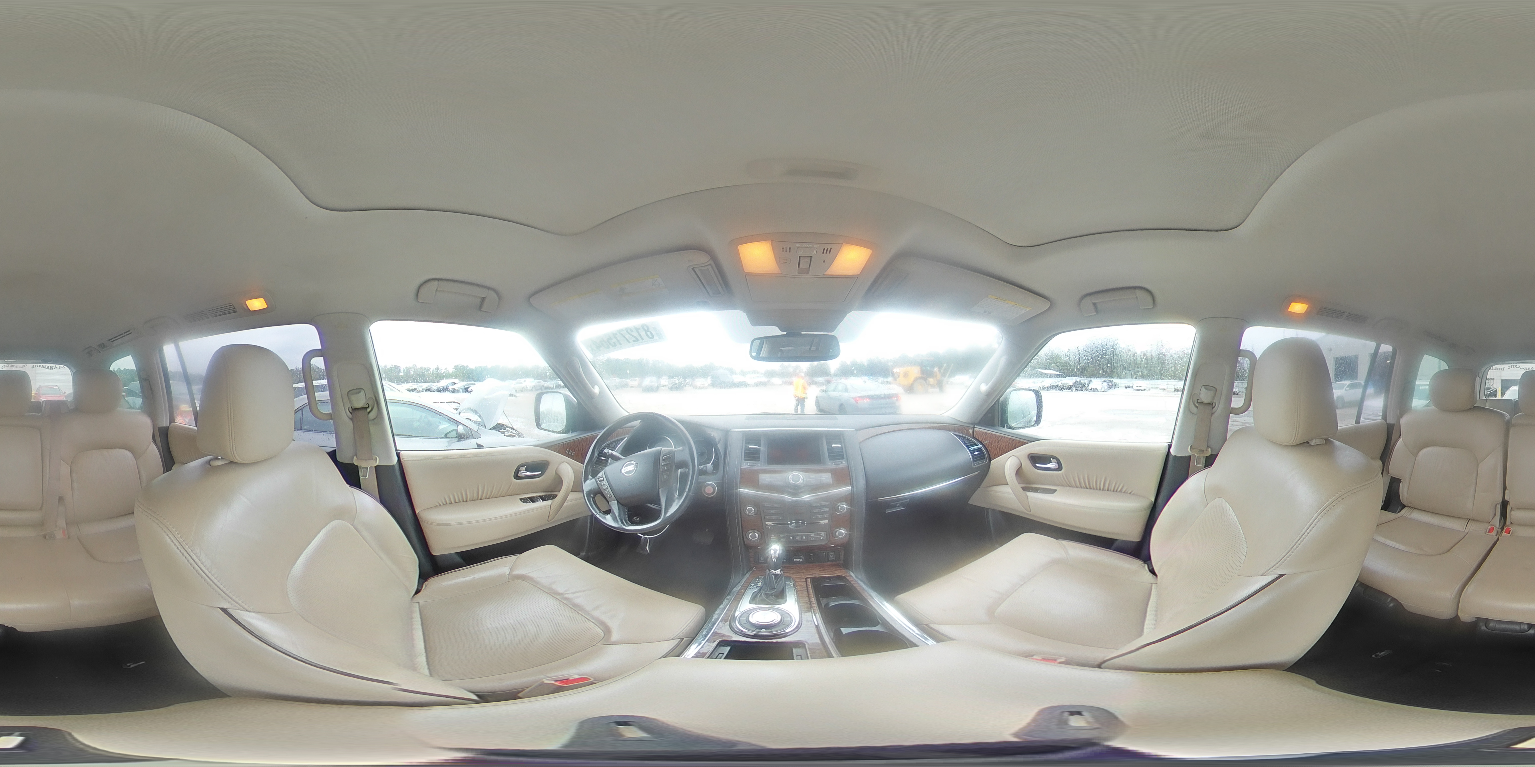 2018 Nissan Armada - Image 15