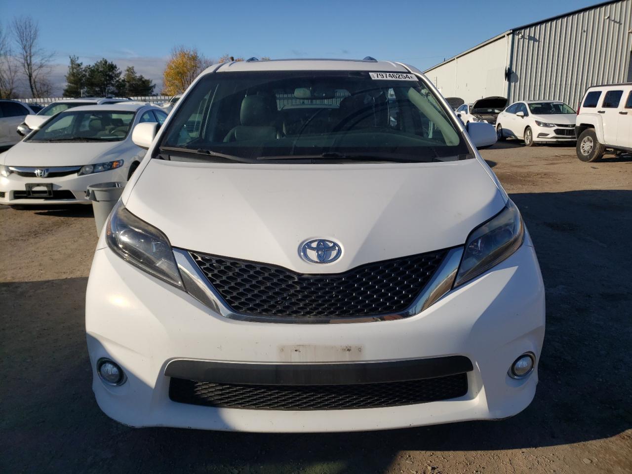 2015 Toyota Sienna - Image 5