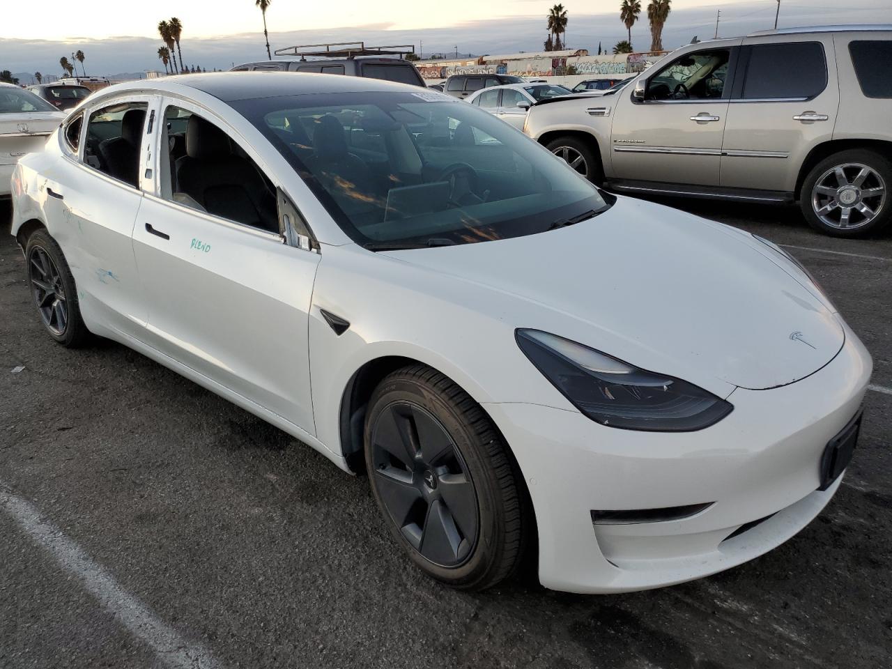 VIN 5YJ3E1EA6MF877038 2021 TESLA MODEL 3 no.4