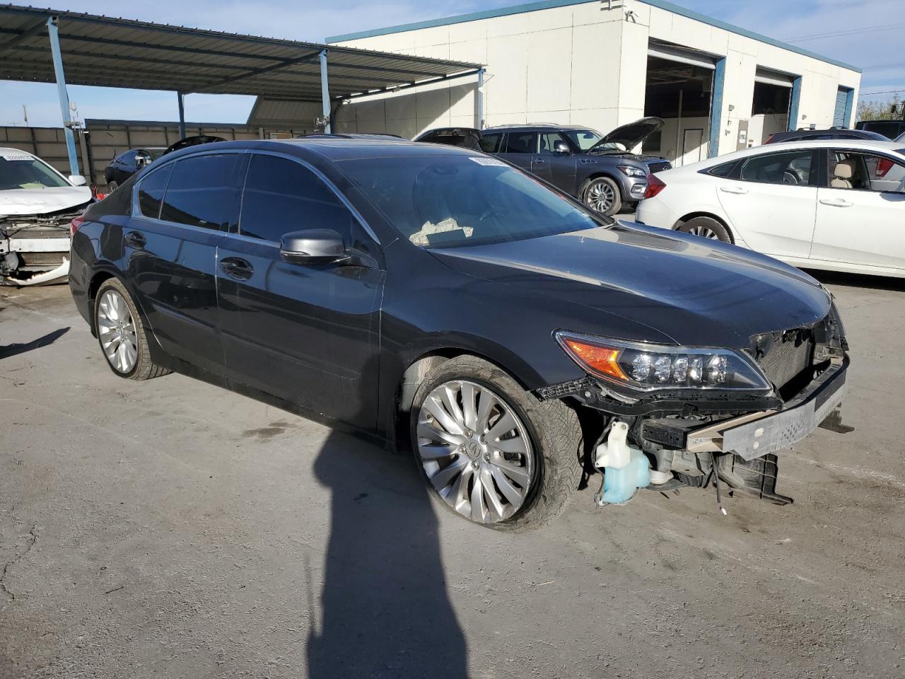 VIN JH4KC1F79EC002943 2014 ACURA RLX no.4