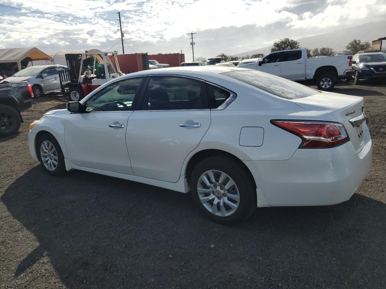 2014 Nissan Altima - Image 2