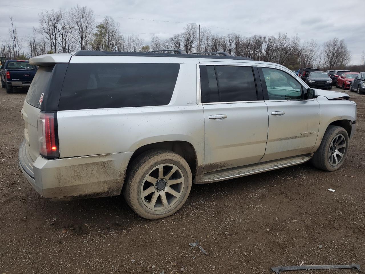 VIN 1GKS2HKC4FR511826 2015 GMC YUKON no.3