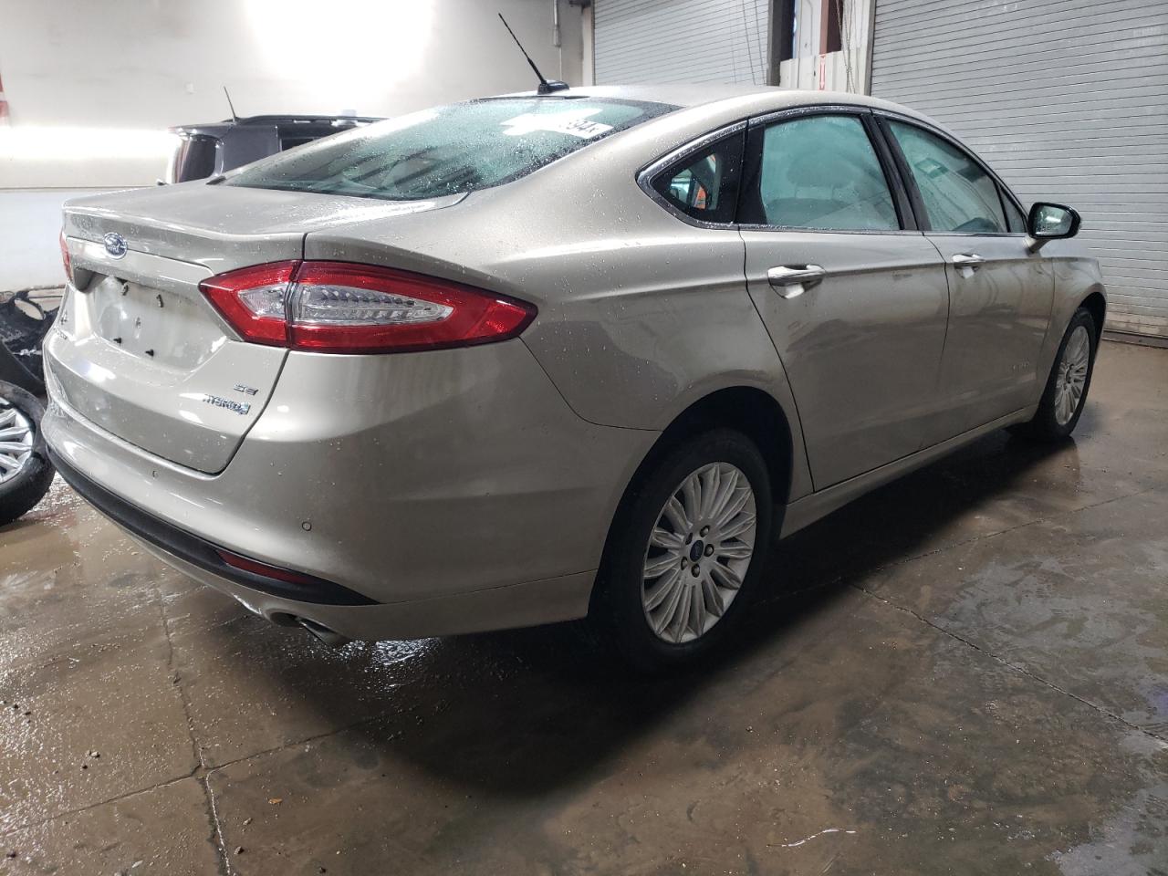 2016 Ford Fusion - Image 3
