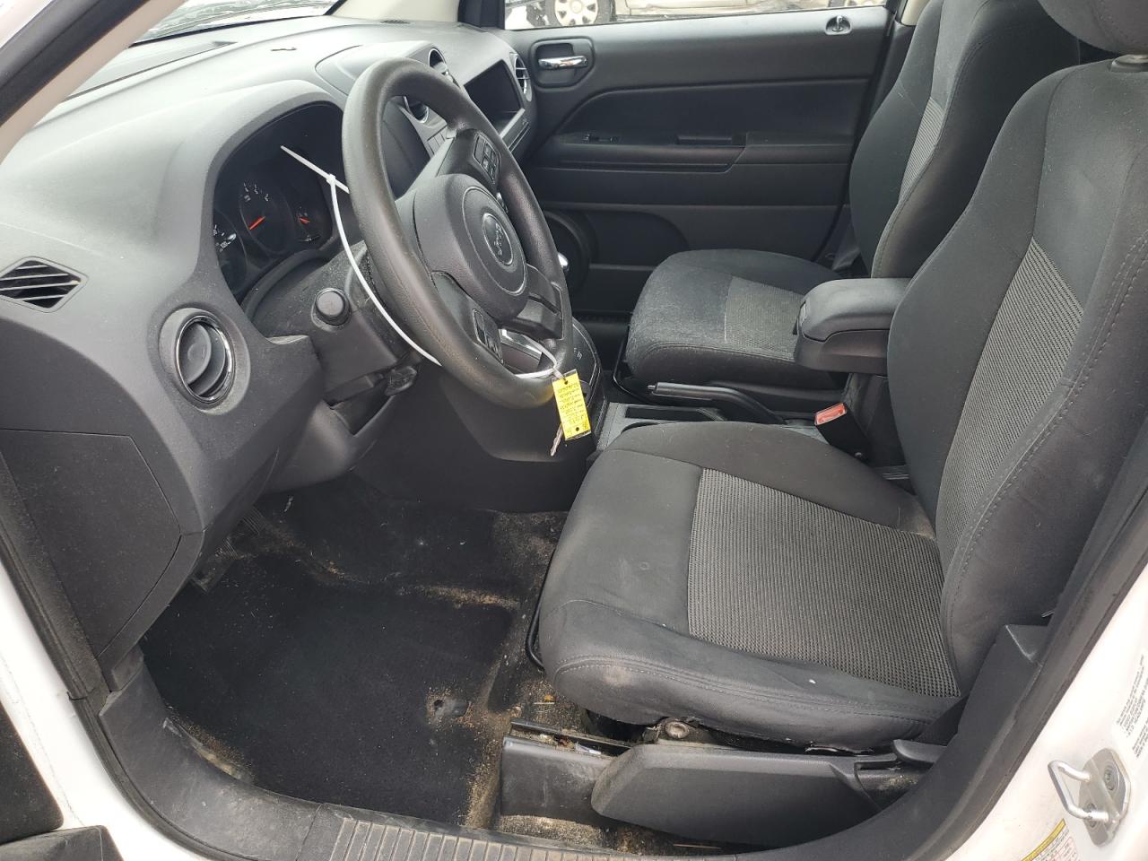 2011 Jeep Compass - Image 7