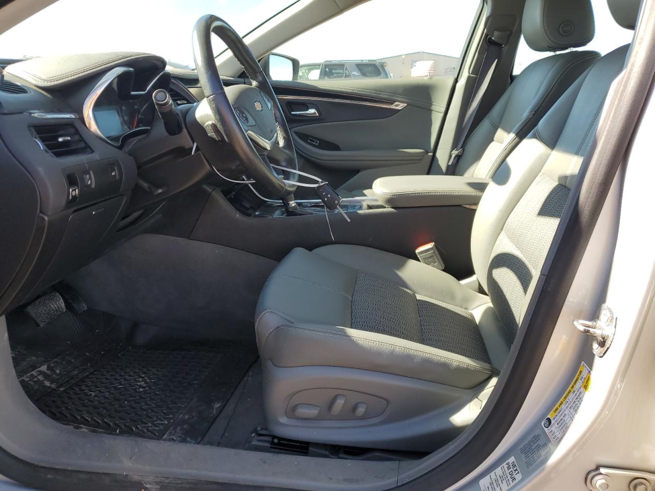 2016 Chevrolet Impala - Image 7