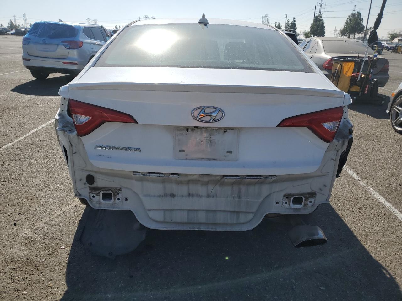 2016 Hyundai Sonata Se VIN: 5NPE24AF4GH376692 Lot: 79958914