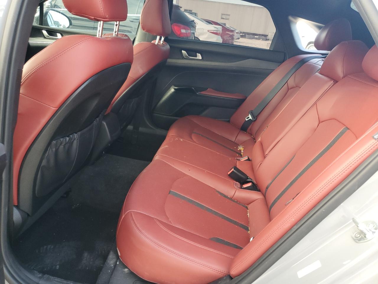 2021 Kia K5 - Image 11