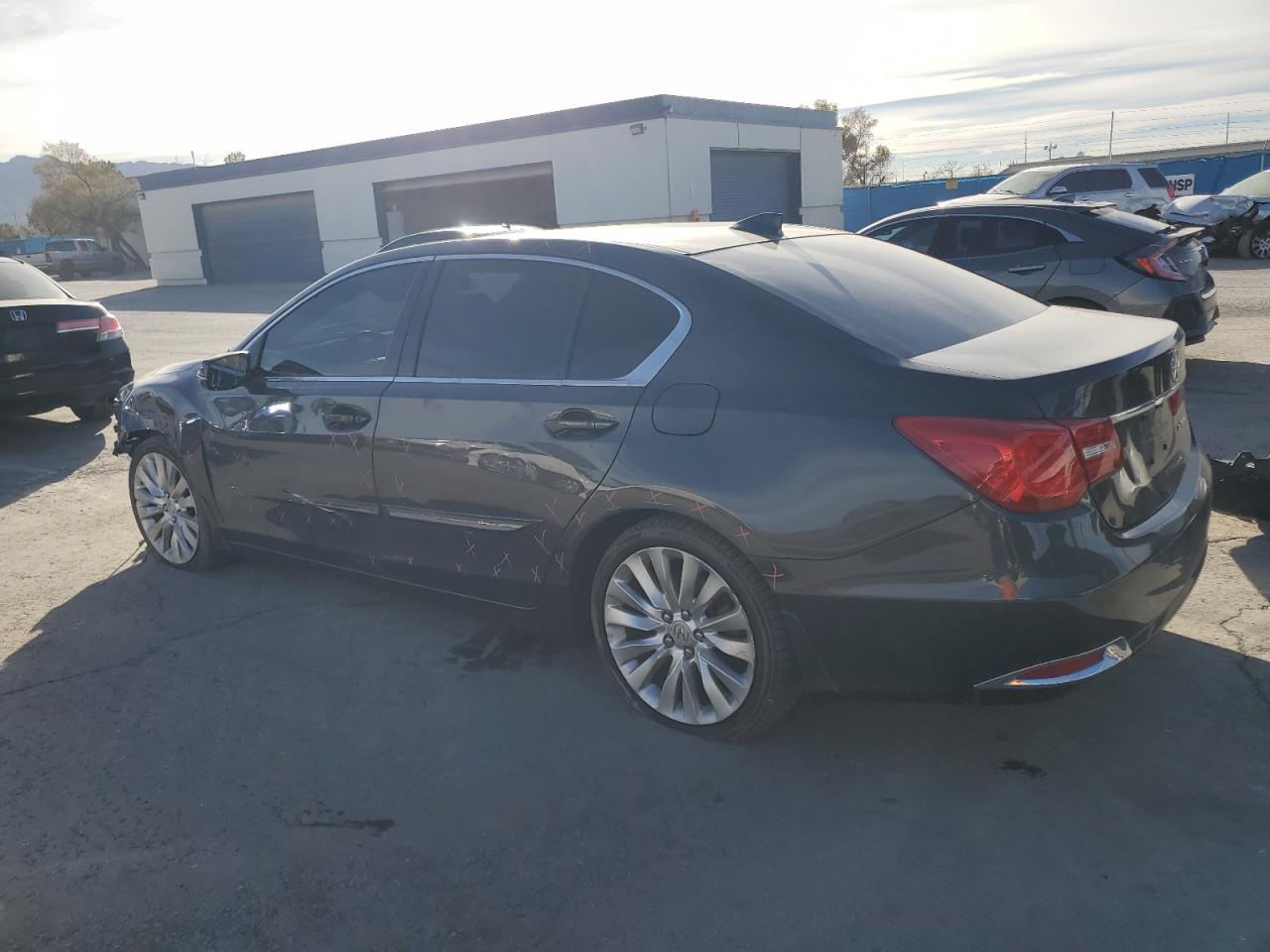 VIN JH4KC1F79EC002943 2014 ACURA RLX no.2