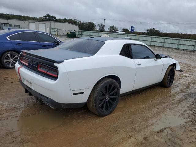 DODGE CHALLENGER 2017 Белый