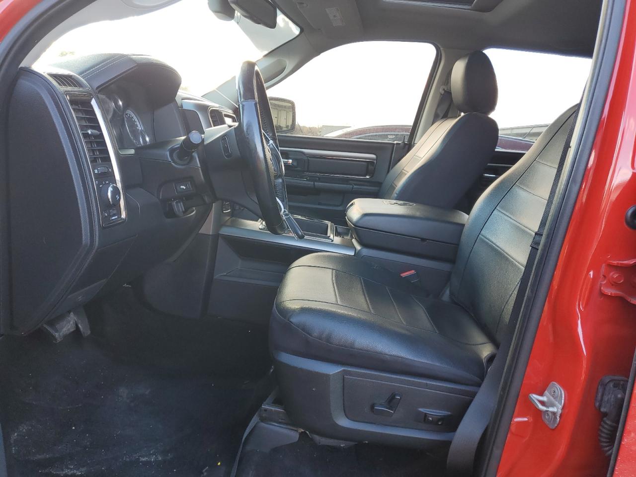 2014 RAM 1500 - Image 7