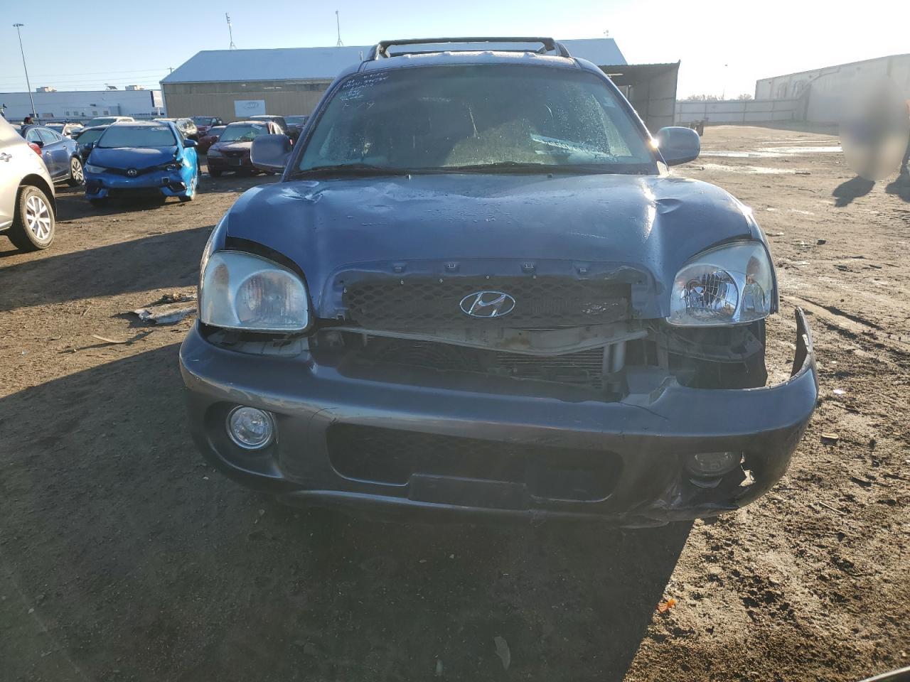 2002 Hyundai Santa Fe - Image 5