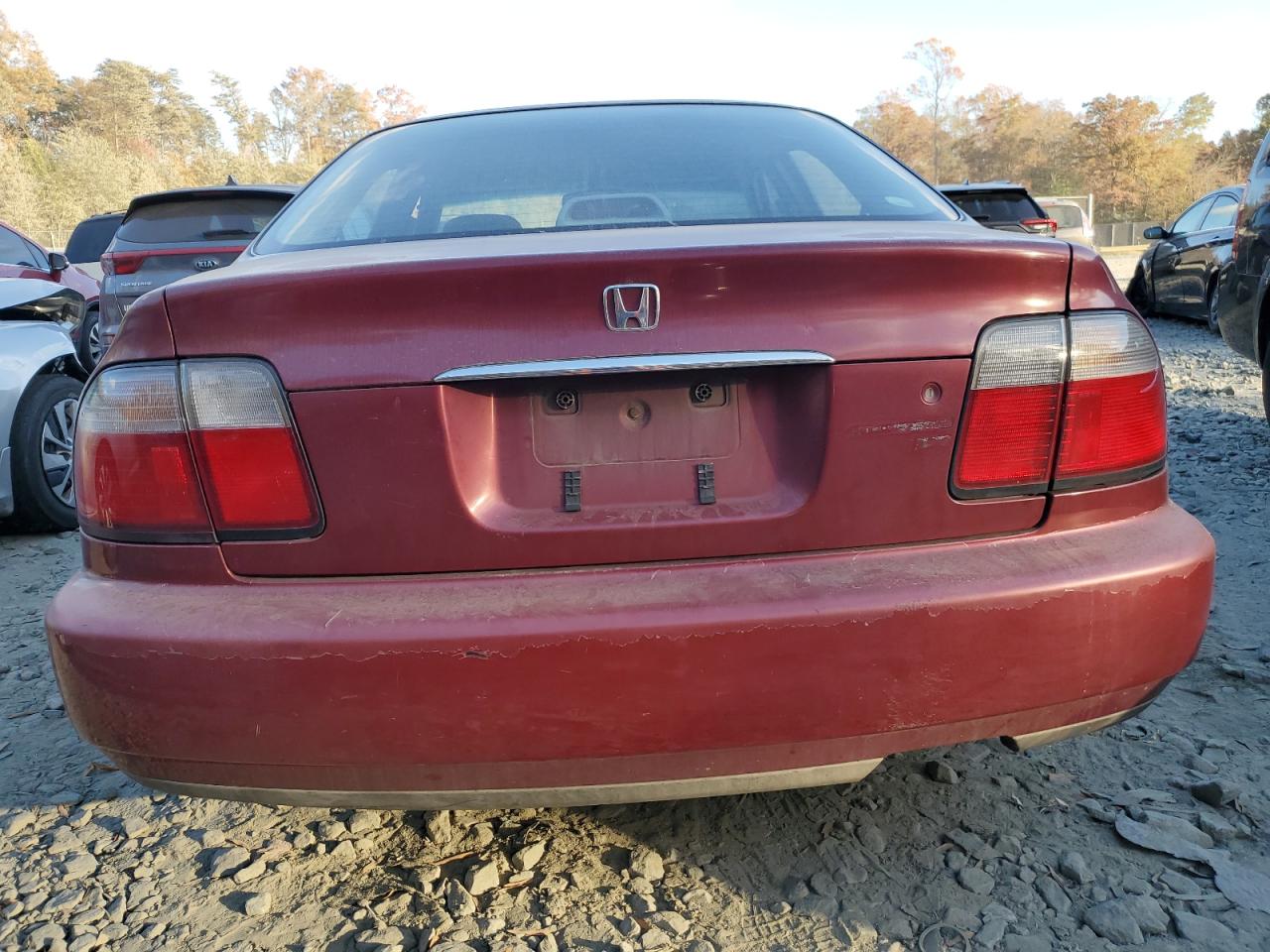 1997 Honda Accord Lx VIN: 1HGCD5637VA260530 Lot: 78879254