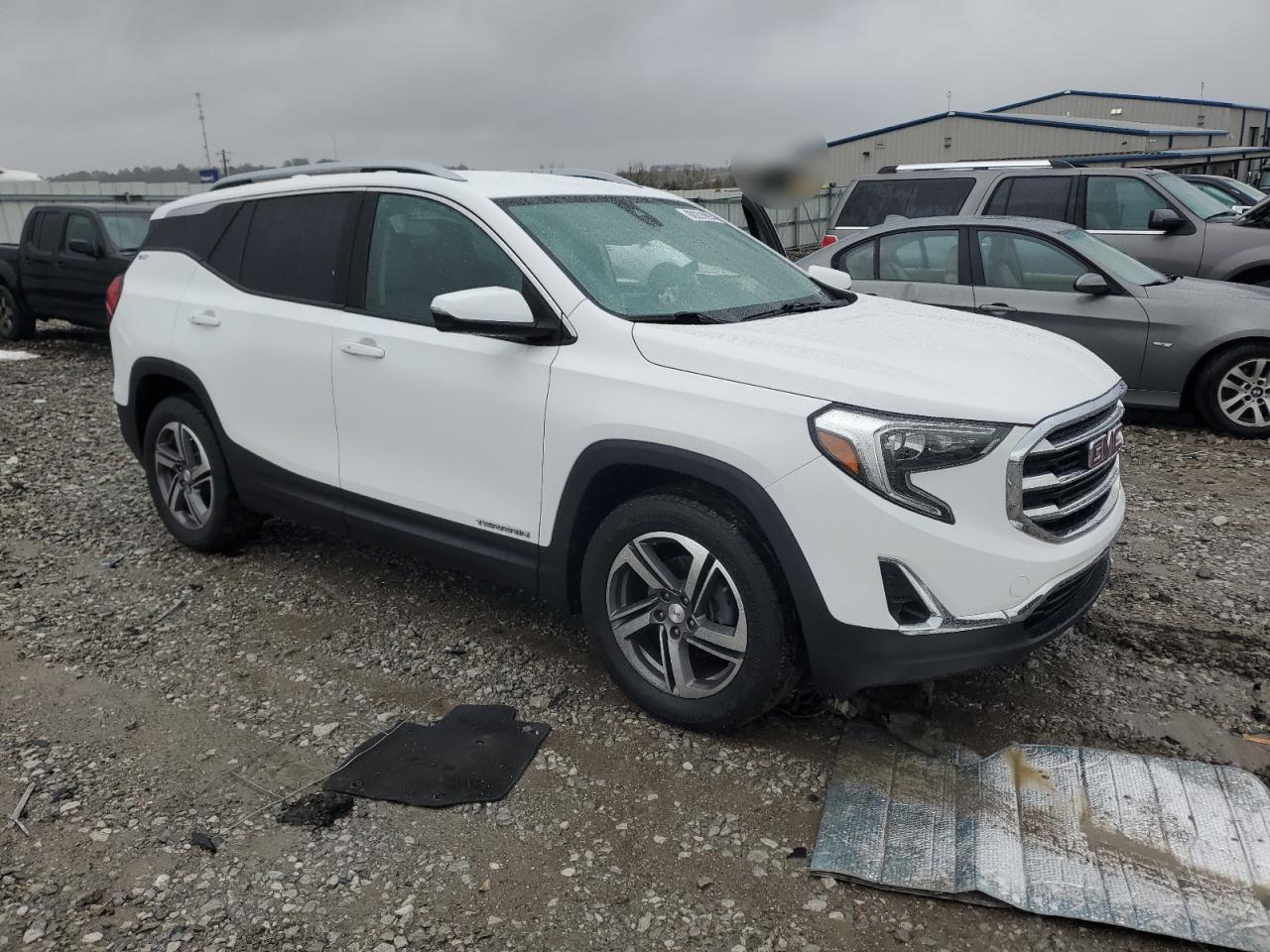 2020 GMC Terrain - Image 4