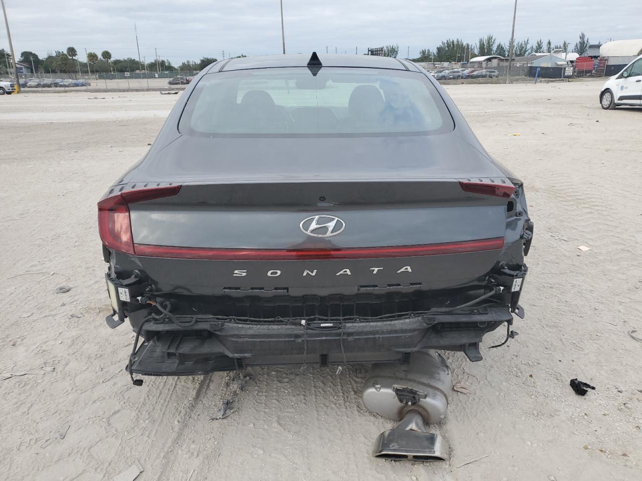 2022 Hyundai Sonata - Image 6