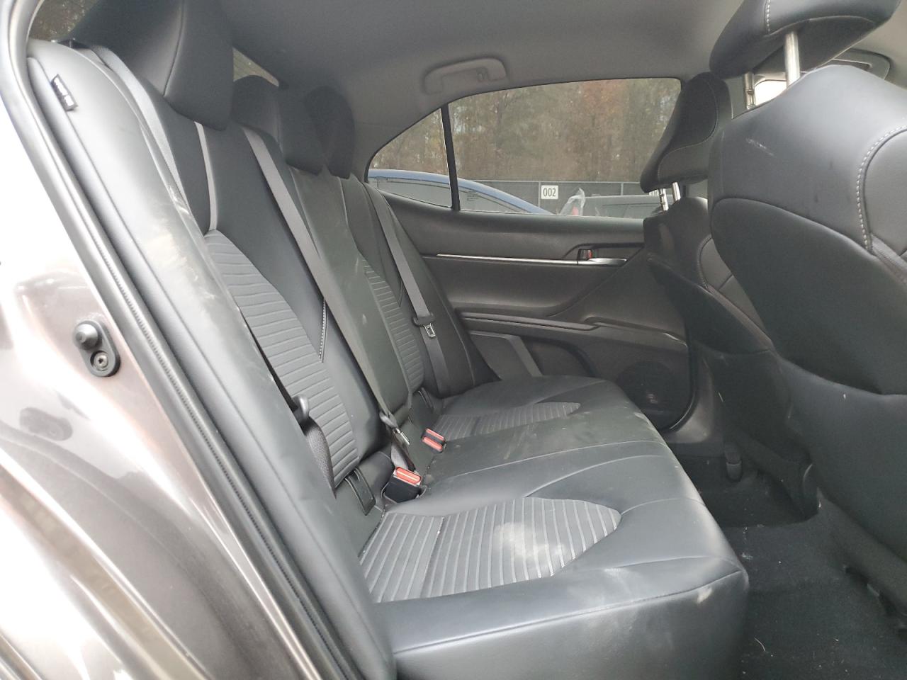 2022 Toyota Camry - Image 10