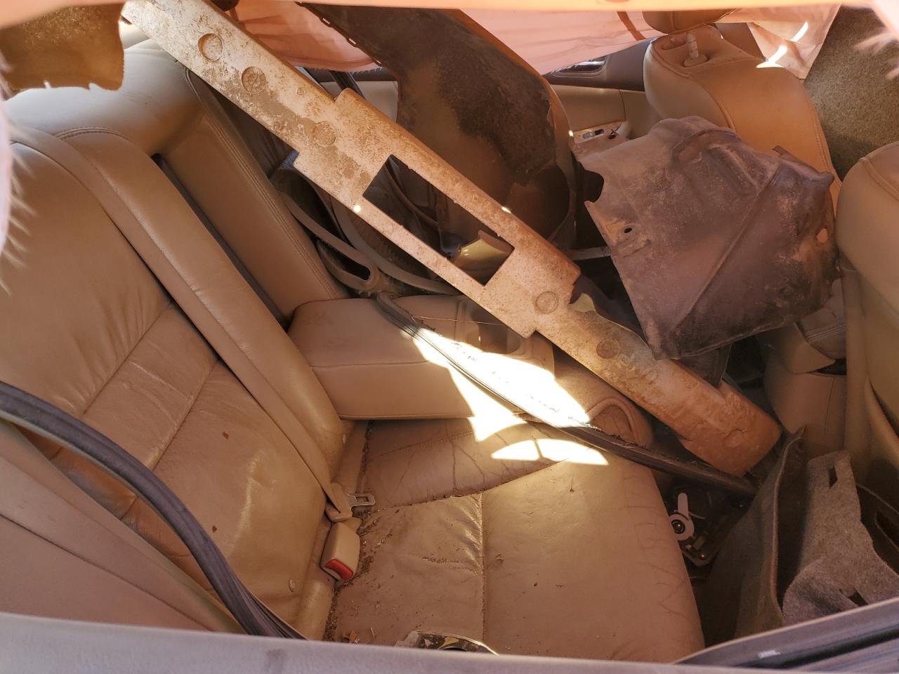 2005 Honda Accord - Image 10