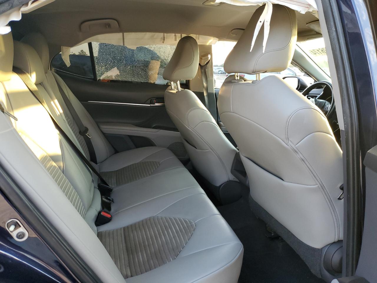 2021 Toyota Camry - Image 10
