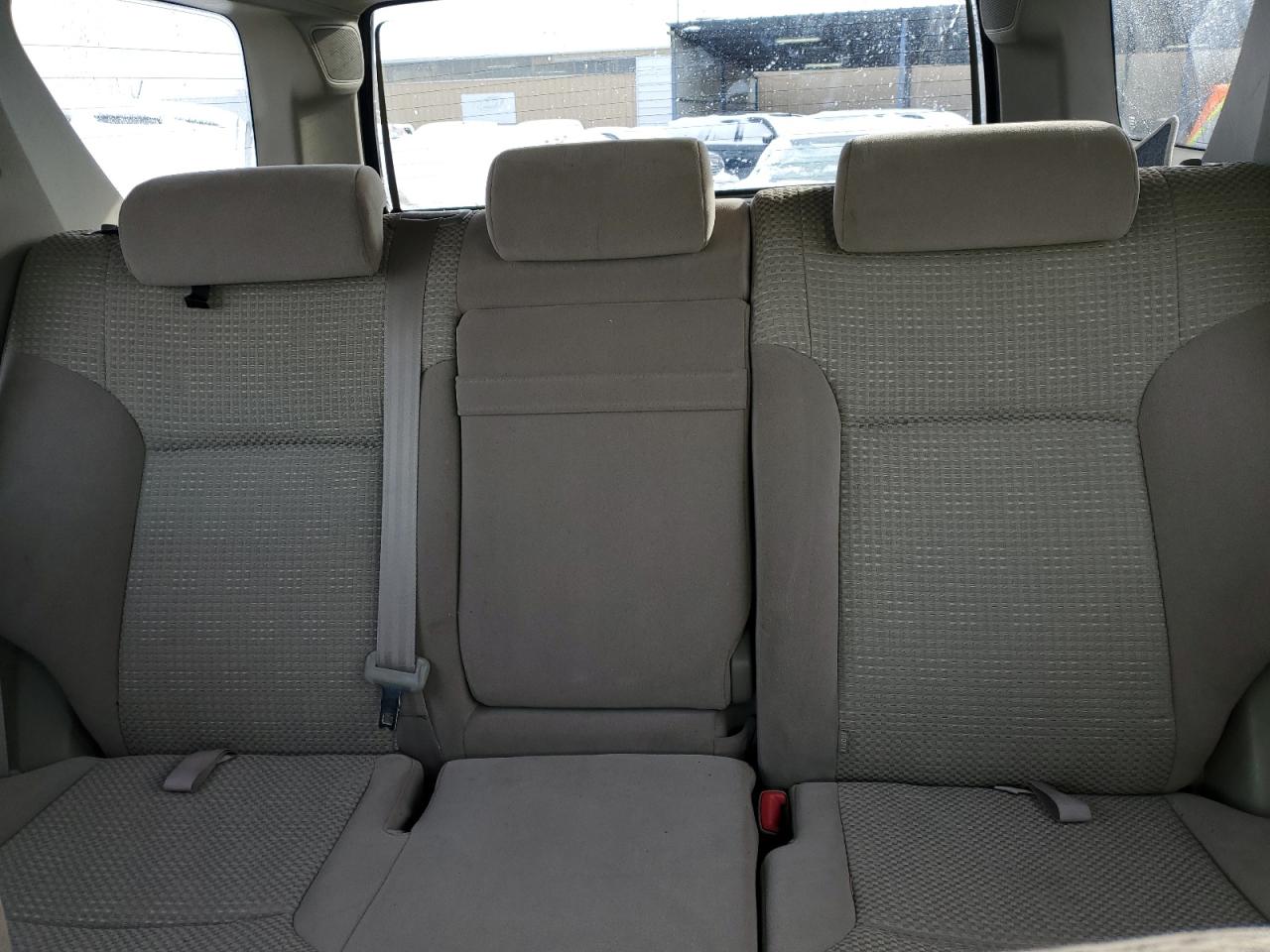 2004 Toyota 4Runner - Image 10