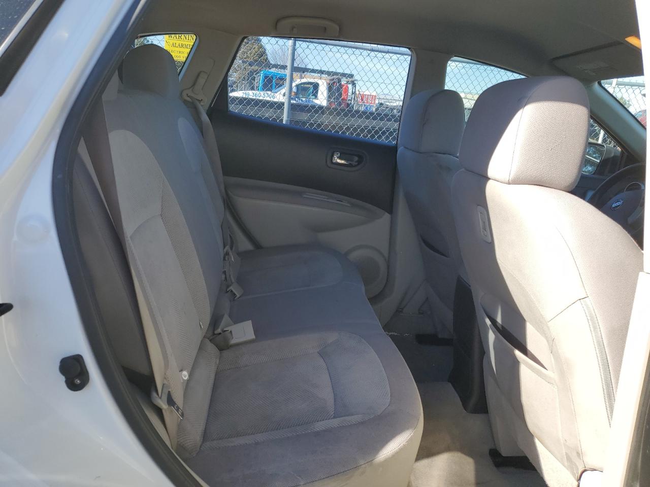 2012 Nissan Rogue - Image 10