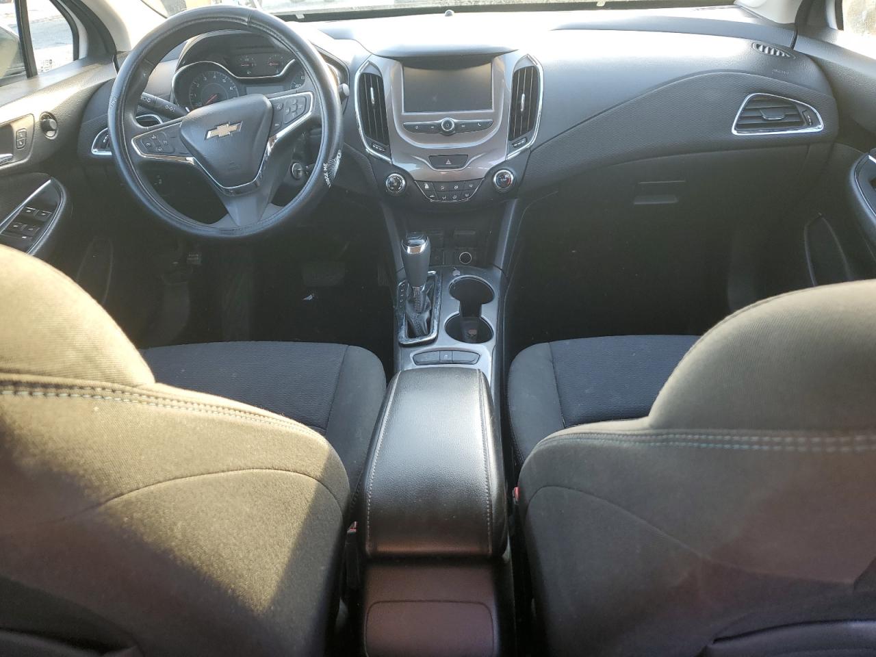 2016 Chevrolet Cruze - Image 8