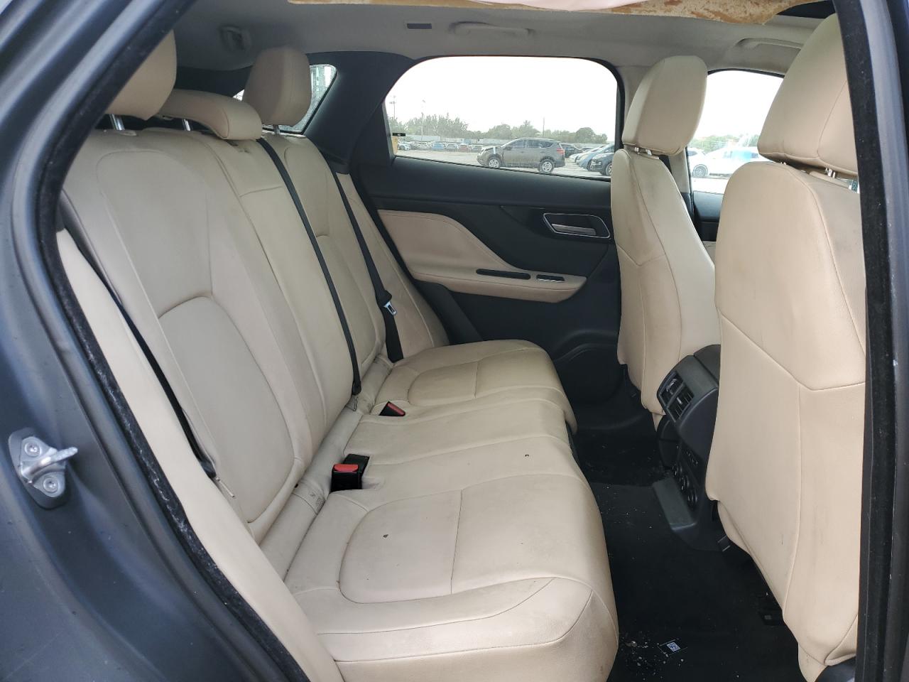 2017 Jaguar F-Pace - Image 10