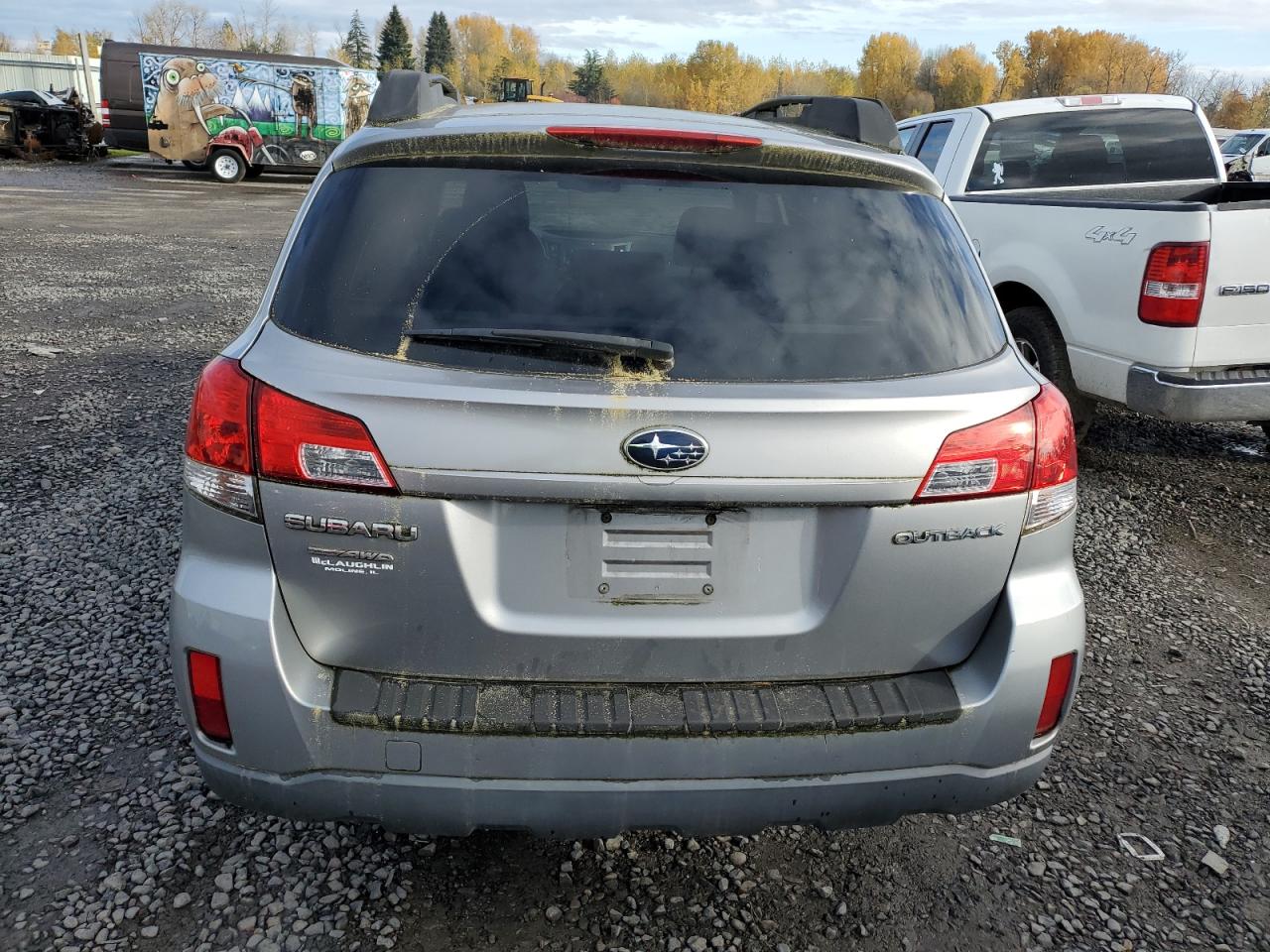 2010 Subaru Outback - Image 6