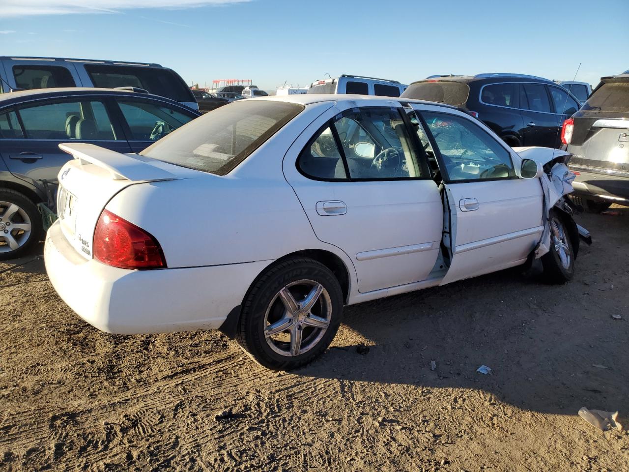2006 Nissan Sentra - Image 3