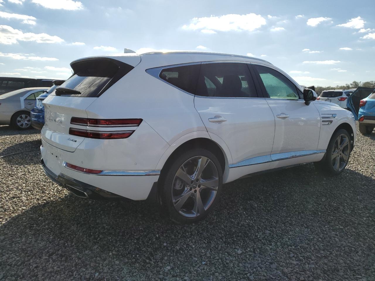 2024 Genesis GV80 - Image 3