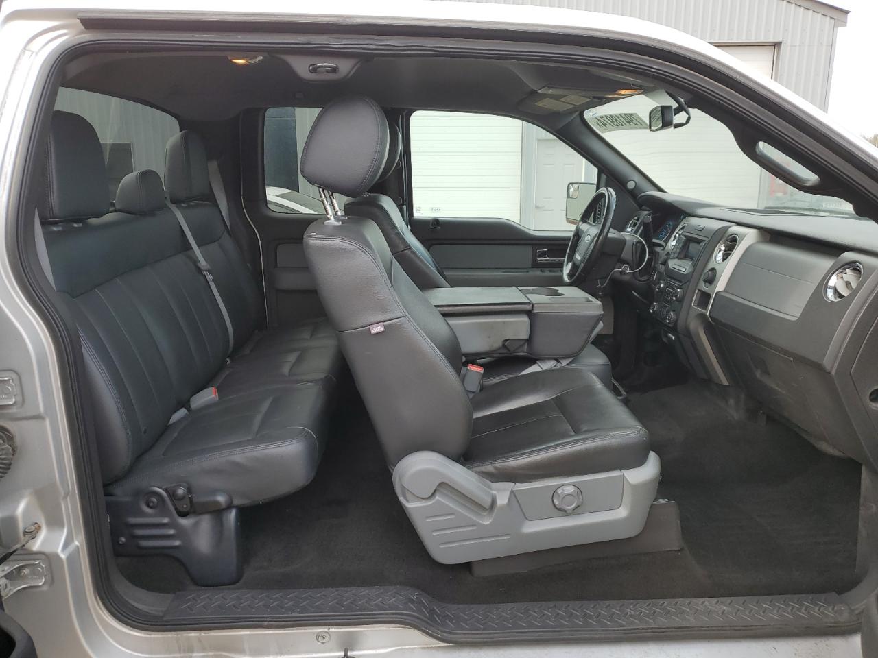 2014 Ford F-150 - Image 10